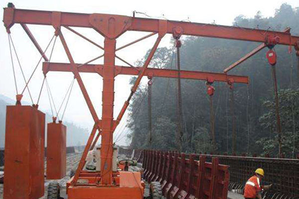 福建定柱式悬臂吊